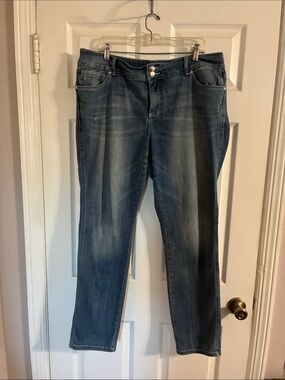 INC International Concepts Women's boyfriend slim tech fit